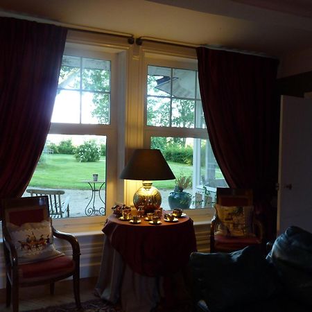 Chambres D'Hotes Le Petit Sully Sully  Exteriör bild
