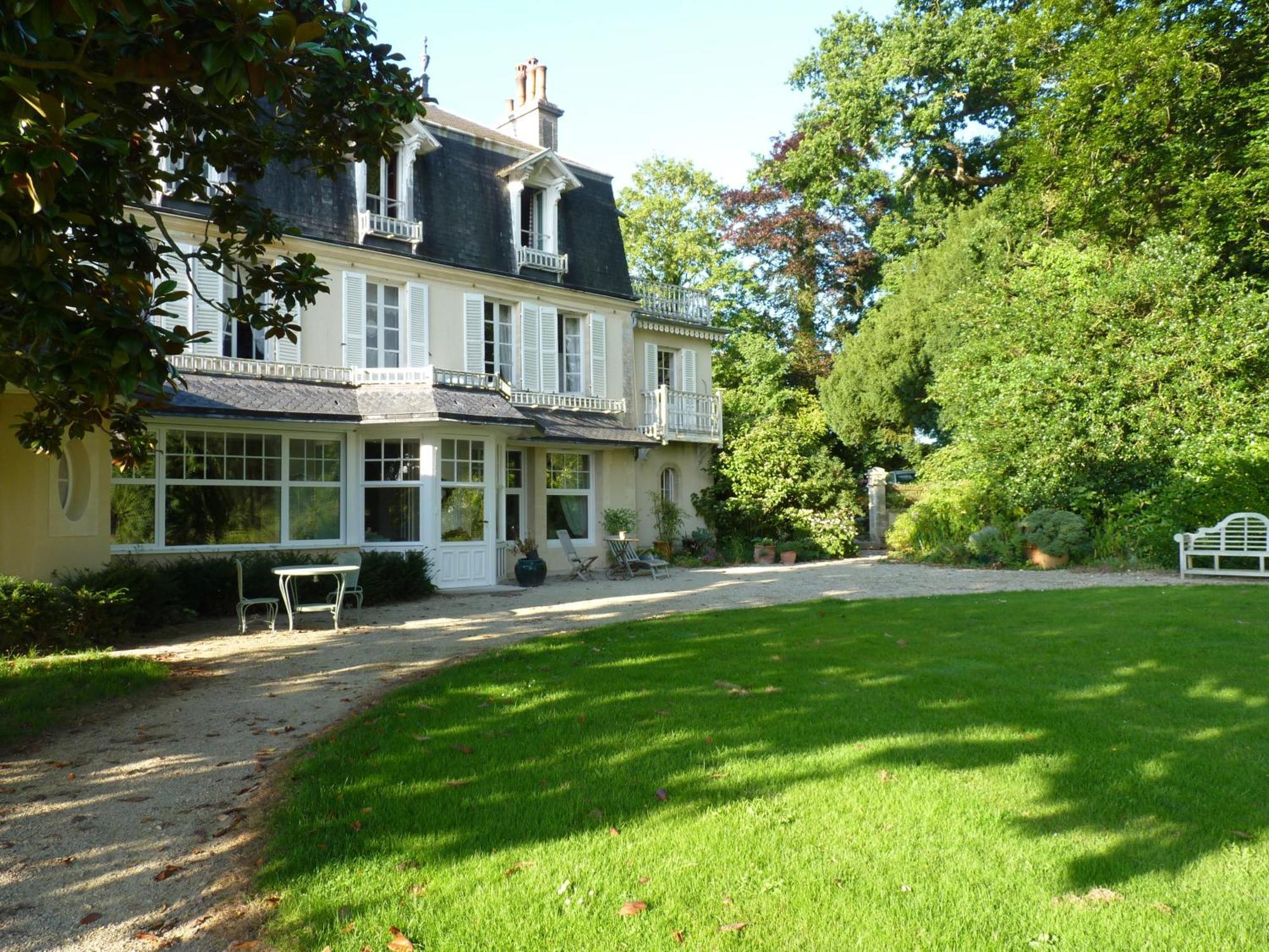 Chambres D'Hotes Le Petit Sully Sully  Exteriör bild